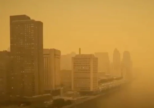 Dym z pożarów sparaliżował Toronto. Jakość powietrza najgorsza na świecie