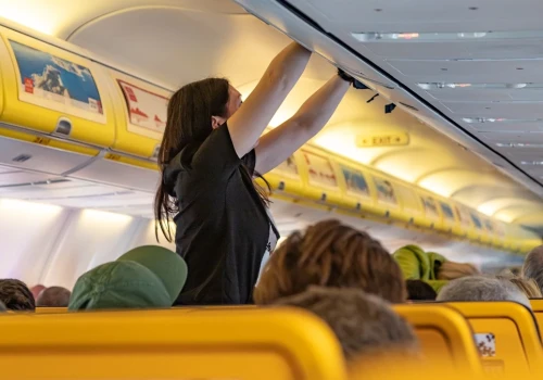 Ryanair nie odpuszcza pasażerom. Bez taśmy nie idź na lotnisko