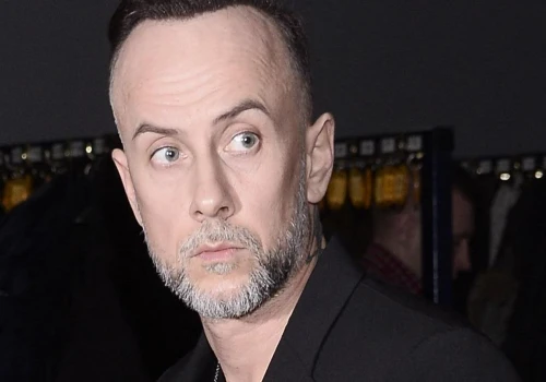 To nie były plotki! Nergal ma syna. Do sieci wyciekły zdjęcia