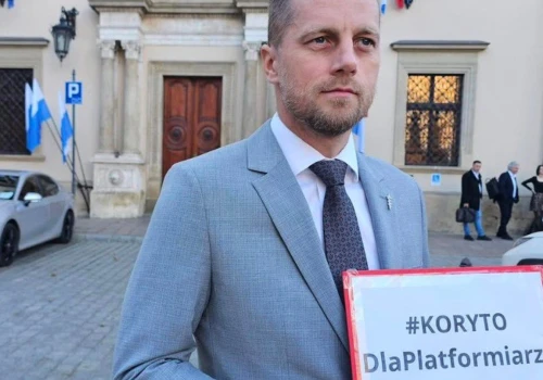 233 tys zł miedięcznie – tyle płacimy za utrzymanie 12 „pełnomocników prezydenta” Krakowa