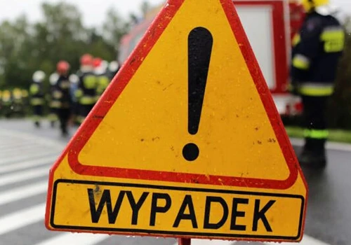 Porsche dachowało. Kierowca z mandatem