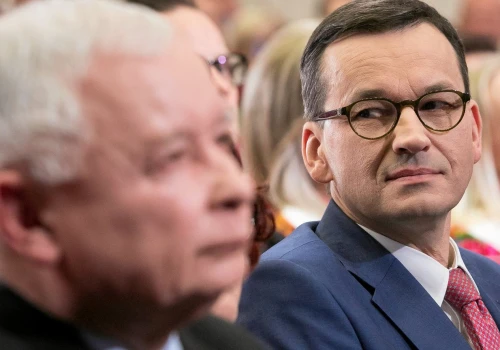 Sasin podporządkował się decyzji Kaczyńskiego, Morawiecki nie chce. 