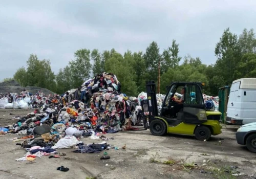 Wspólna presja przyniosła efekt. Trwa wywóz nielegalnych odpadów z Poraja