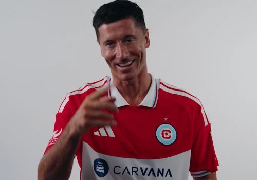 Lewandowski zwrócił się do najbliższego rywala. 