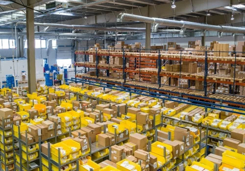 RFID – poznaj technologię, która wynosi funkcjonowanie magazynów na wyższy poziom