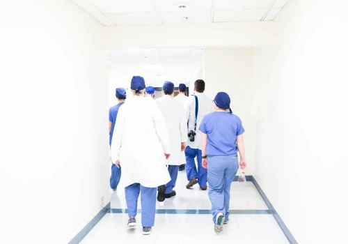 Ponad 2,6 mln zł w rok. Tyle zarabiają najlepiej opłacani medycy w szpitalach marszałkowskich w Szczecinie