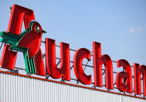 Auchan najtańszy, Aldi najdroższy. Ponad 70 zł różnicy w cenie czerwcowego koszyka zakupów