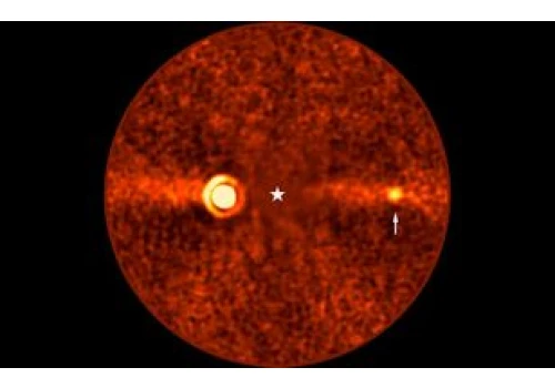 Beta Pictoris ma nową planetę. To najciemniejsza egzoplaneta