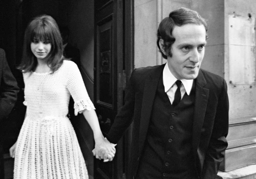 Jane Birkin nocami płakała w łóżku. 