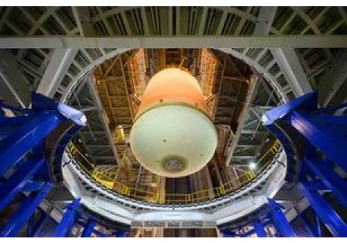 Artemis III w przygotowaniu. Rakieta SLS i Orion przechodzą testy