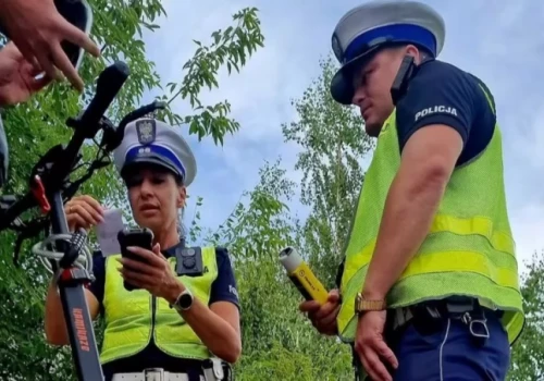 Kontrolowali rowery i hulajnogi
