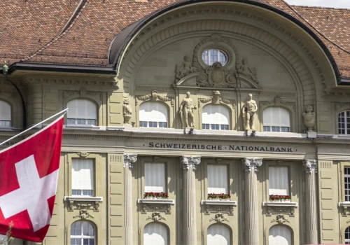 Szwajcarski Bank Narodowy utrzymuje politykę „w stanie gotowości” – minutes z ostatniego posiedzenia
