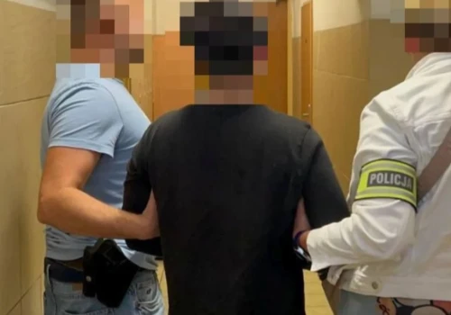 Policja o zatrzymaniu 23-letniego oszusta. Budował zaufanie klientek jako trener personalny