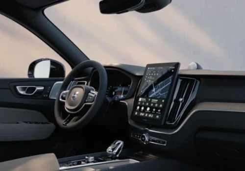 Najłatwiejsze auto w obsłudze? Volvo XC60 wygrało, Mercedes rozczarował
