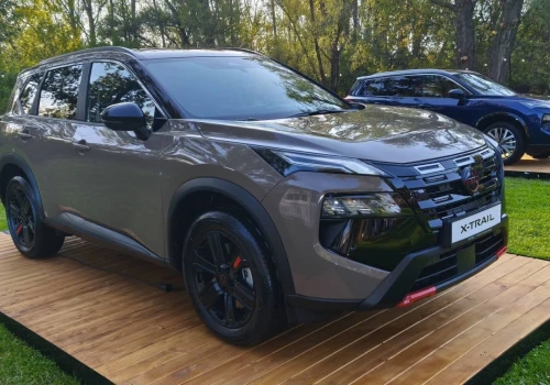 Nowy czy odnowiony Nissan X-Trail? „Wersja N-Trek ma najwięcej charakteru”