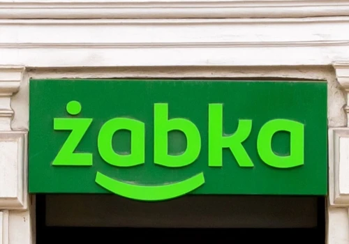 Żabka szaleje na giełdzie. Jest na celowniku japońskiego giganta