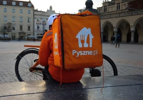 Pyszne.pl zwolni około 5 tys. kurierów. Konfederacja Pracy apeluje o natychmiastową interwencję