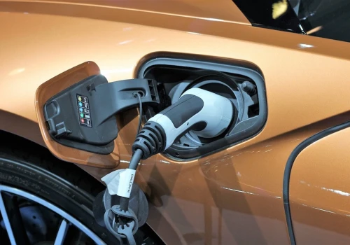 Francja: rusza kolejna edycja leasingu społecznego samochodów elektrycznych