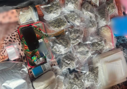 Areszt po przejęciu blisko 5 kg narkotyków. Policyjna akcja w Krakowie