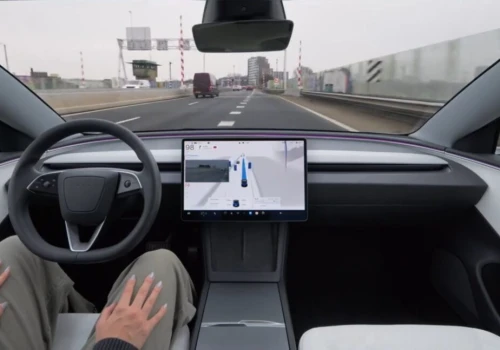 Domena TeslaAndroid.com przestała działać. Jej właściciel swego czasu nieoficjalnie aktywował FSD (Supervised)