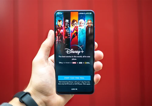 Disney+ z dużą obniżką cen! To dobry moment, by wykupić abonament!