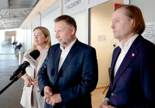 Wakacyjny wyjazd uratowany, mimo braku paszportu. Na lotnisku można wyrobić dokument przed odlotem