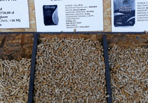 Ceny pelletu poszły drastycznie w górę. Biją rekordy. I to latem. 
