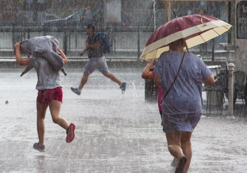 Burze i upały na Pomorzu. Meteorolodzy ostrzegają