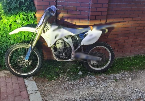Tragiczny wypadek na Podkarpaciu. Dwóch 27-latków jechało motocyklem, jeden nie przeżył
