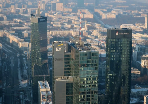 Spadające szyby z najwyższego budynku UE. Varso Tower pod lupą nadzoru budowlanego