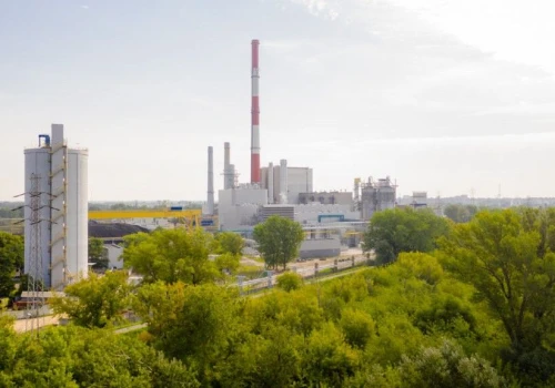 Akumulator ciepła w EC Żerań osiągnął docelową wysokość. Teraz czas na testy szczelności