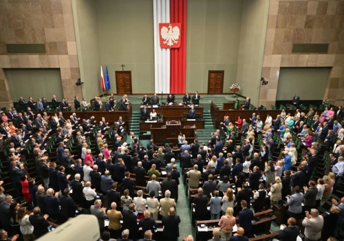 Sejm uczcił ofiary ludobójstwa na ziemiach wschodnich II RP dokonanego przez nacjonalistów ukraińskich. Posłowie jednogłośnie zagłosowali za specjalną uchwałą