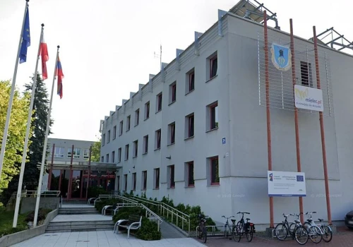 Magistrat w Mielcu zatrudni. Są wolne etaty i atrakcyjne dodatki