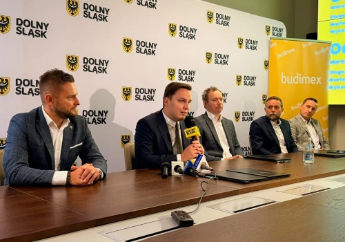 Lepszy dojazd z okolic Wrocławia w stronę Oławy. Rusza przebudowa ważnej drogi