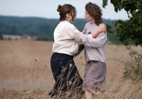 Film „Miroirs III. Barka na oceanie”. Opowieść o żałobie i poczuciu winy