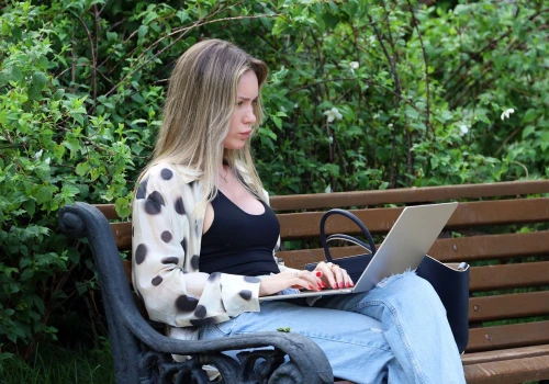 Pensja ustalona przed narodzinami? Eksperci twierdzą, że 
