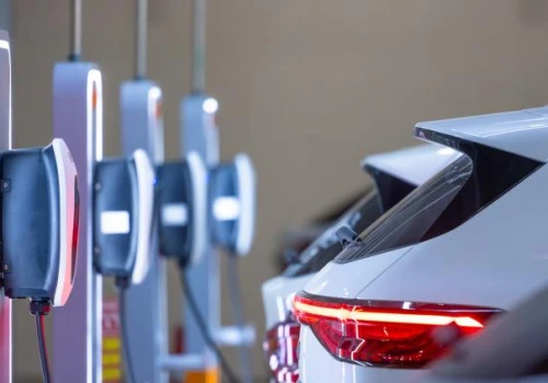 Po 100 tys. km sprawdzili baterie. Tesla przegrała z Kią i Hyundaiem