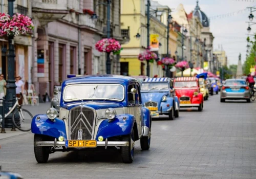 Zabytkowe Citroeny opanowały Łódź