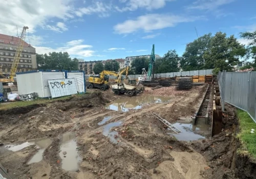 Właściciel Arkad rozpoczął budowę apartamentowca obok Uniwersytetu Wrocławskiego