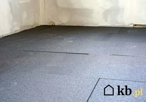 10 cm to często za mało? Eksperci wyjaśniają, jak ocieplić podłogę bez błędów
