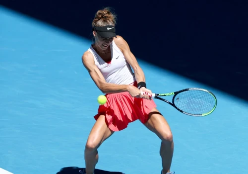 Tenis ziemny: Finał w Atenach nie dla Piter. Polka żegna się z turniejem.
