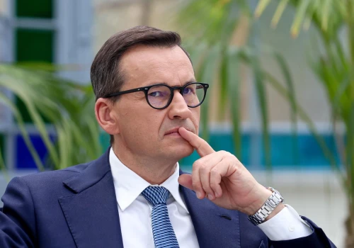 Czy Morawiecki powinien odejść z PiS i założyć własną partię? Znacząca zmiana w sond…