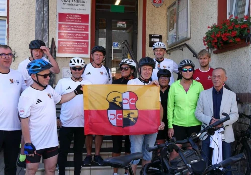 Partnerstwo na dwóch kółkach. Pokonali 800 kilometrów by uczcić jubileusz