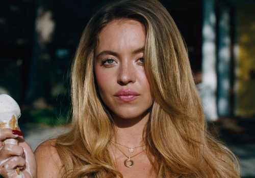 Sydney Sweeney zagra w zaskakującej wersji klasyka. Ten erotyczny thriller spotka gotycki mrok