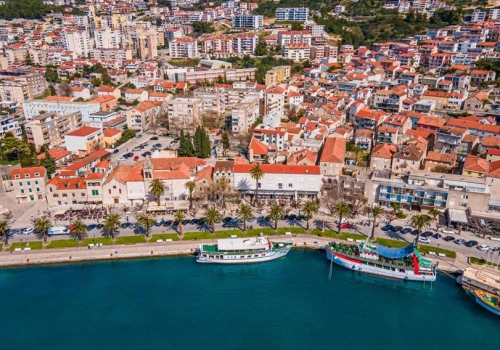 Makarska jako pierwsza w kraju wprowadziła ograniczenie w sprzedaży alkoholu