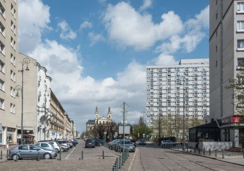 Chłodna traci swój blask. Knajpy padają jedna po drugiej