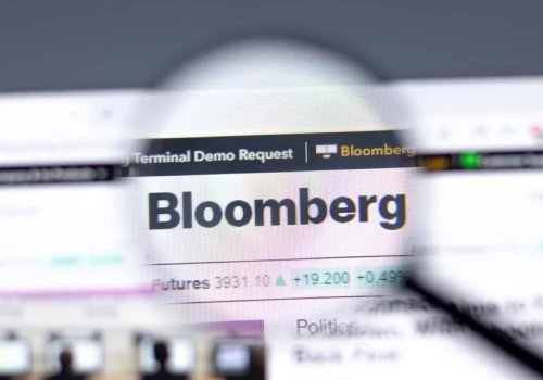 Bloomberg skazany za zniesławienie. Redakcja krytykuje wyrok sądu w Singapurze