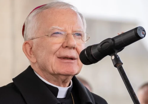 Abp Jędraszewski nie oszczędza rządzących. „Poza prezydentem, oczywiście”