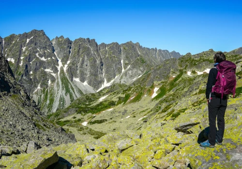 Remonty na popularnych szlakach w Tatrach. Turyści muszą liczyć się z utrudnieniami