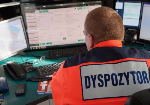 W Polsce brakuje dyspozytorów pogotowia. 